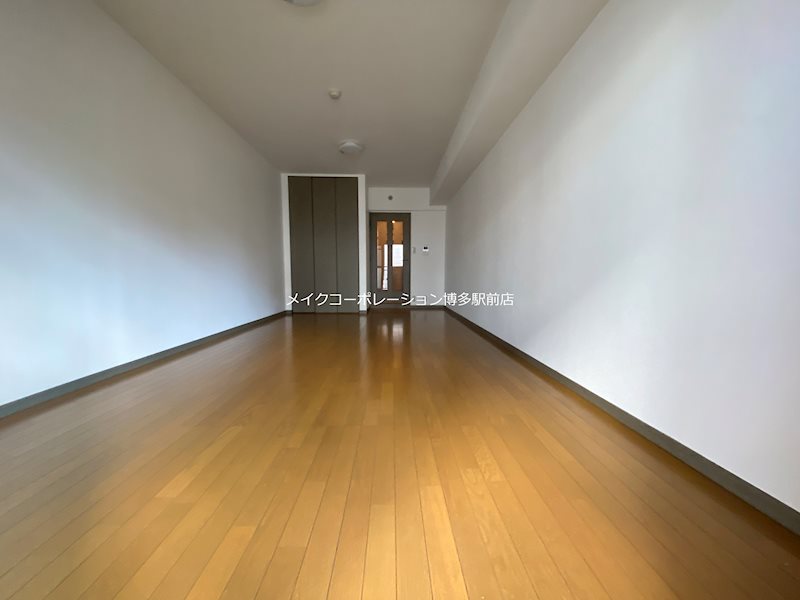 同物件、別部屋の写真です。 ヴァンクレール小嶋 リビング