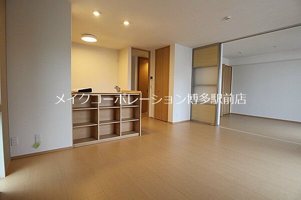 リビング リヴェール馬出 リビング