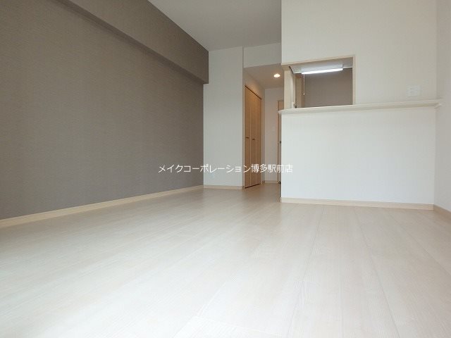 エトゥール山王公園 リビング