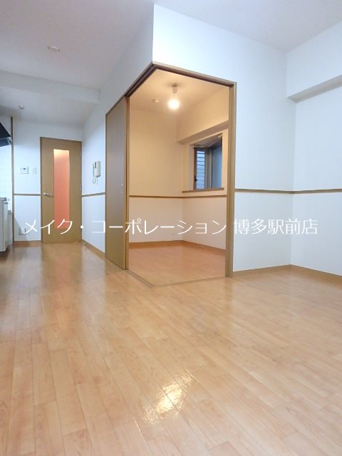 ハディー高砂1番館  リビング