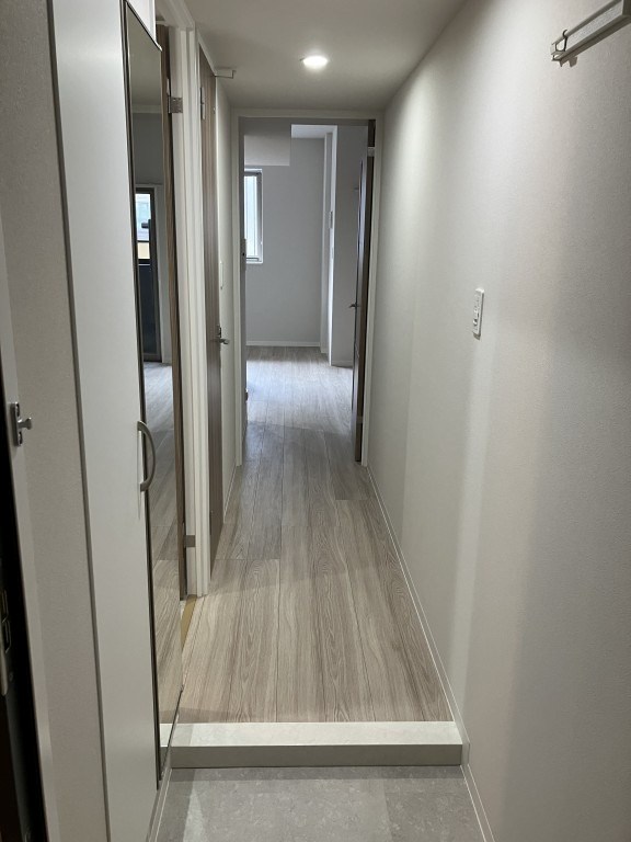 レトワール今川 玄関
