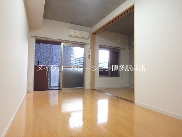 ヴィクトリア博多 リビング