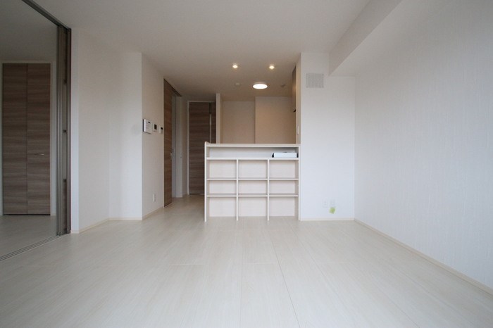 写真は同型タイプ D-roomパークサイド吉塚 リビング