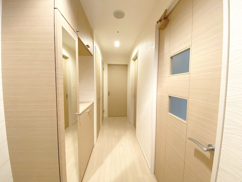 玄関 天神プレイスウエスト 玄関