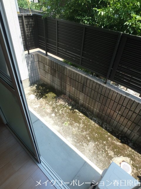 写真は同型タイプ メゾン8 B棟 ベランダ