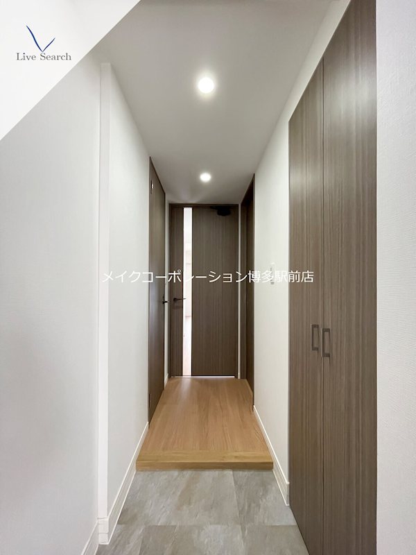 玄関 Maison de R 東比恵 玄関