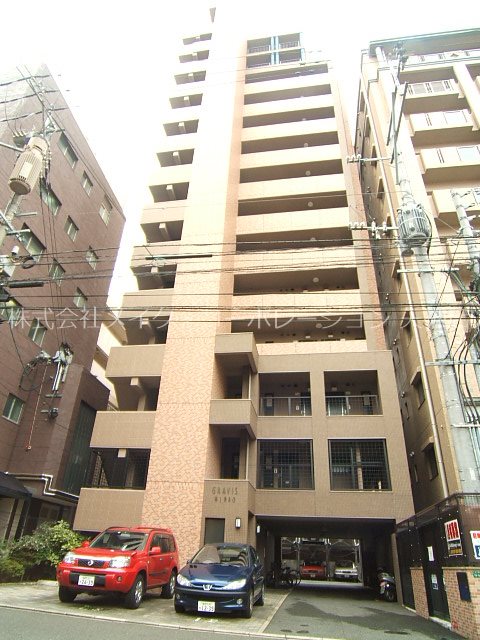 グラヴィス平尾 外観