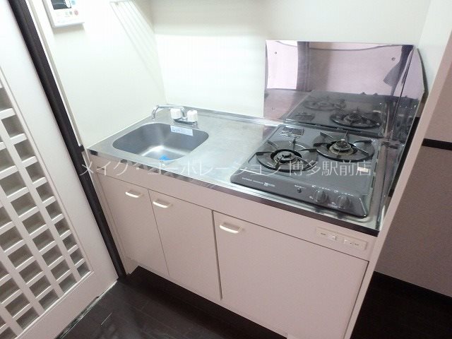 ※入居中の為別部屋写真使用現状優先 グロースメゾン博多山王 キッチン