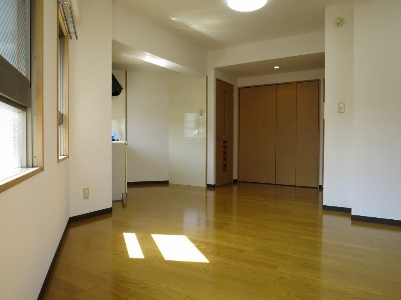 リビング リファレンス桜坂 リビング