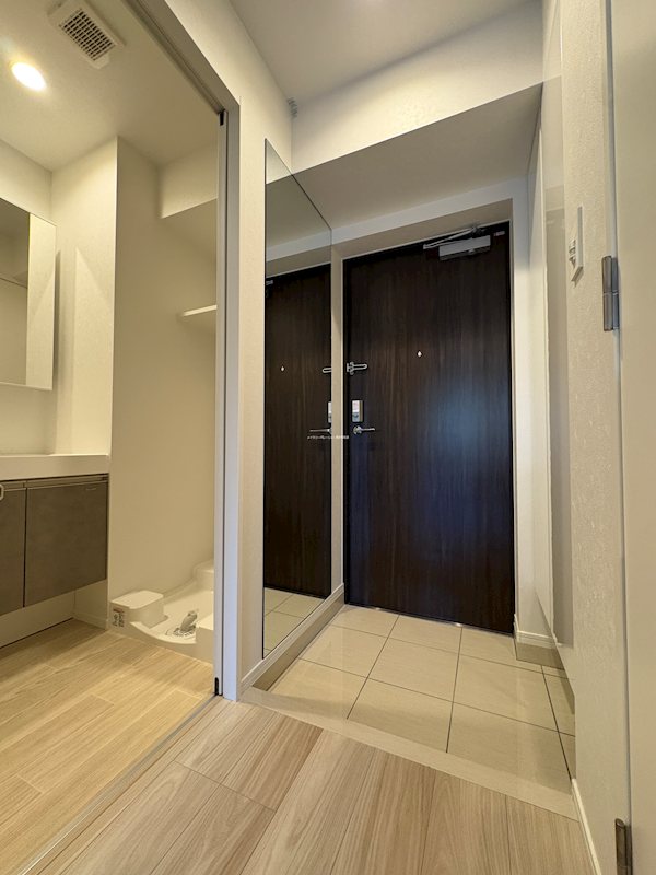 エンクレスト博多PARKSIDE 玄関