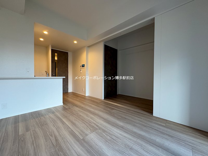 エンクレスト博多PARKSIDE リビング