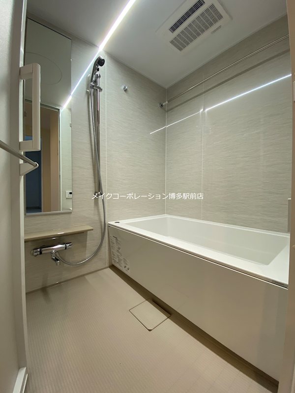 バス エンクレスト博多PARK SIDE 風呂画像