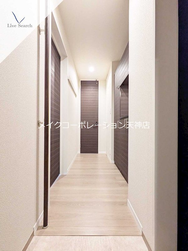 シャーメゾン六本松南 玄関