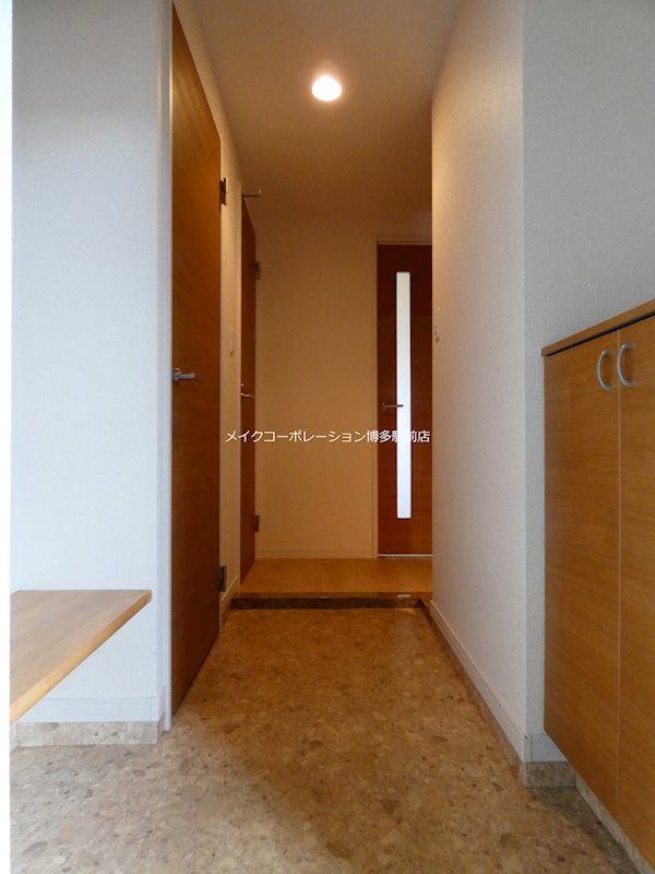 玄関 ラ・シルフィード博多駅南 玄関