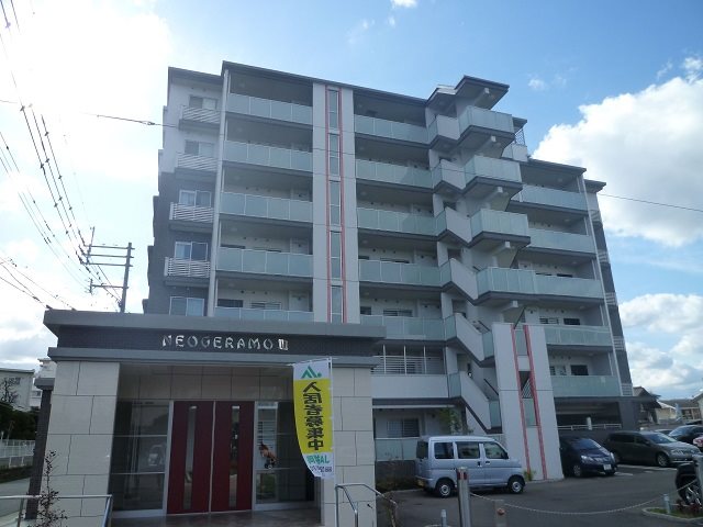 ネオジェラーモⅢ 外観