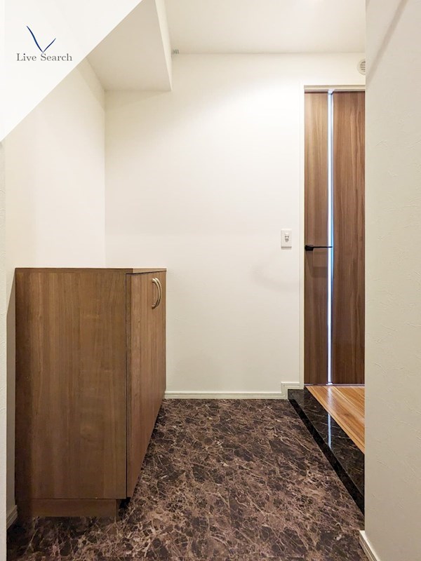 ※写真は棟内別部屋参考写真です ファーメリー那の川 玄関