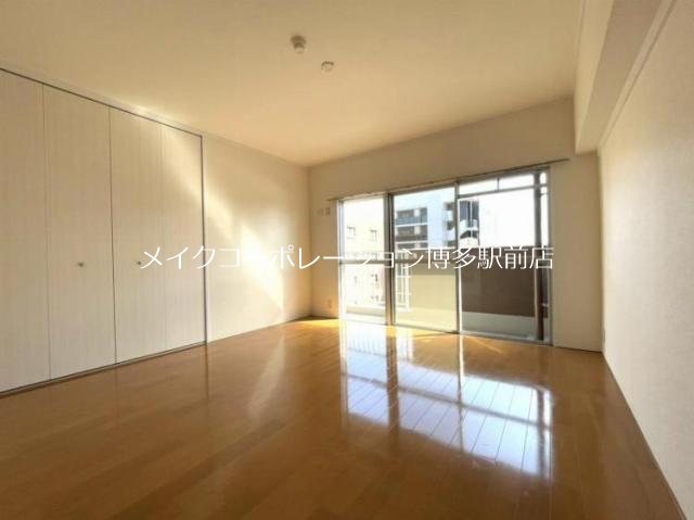 第6よしみビル ベッドルーム