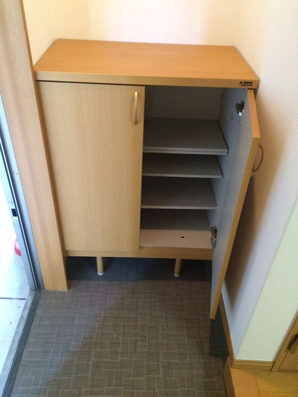 エルソル城南 玄関