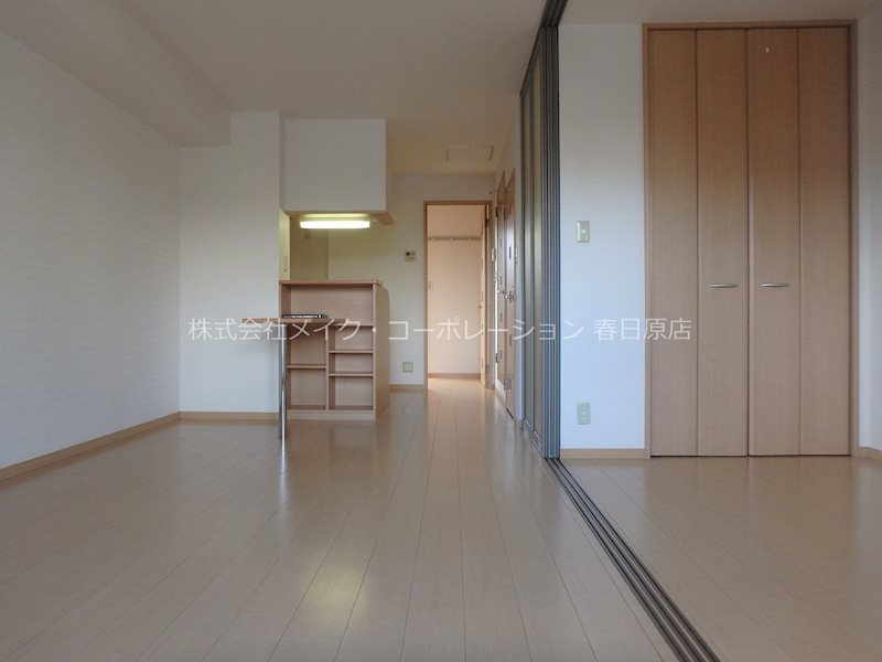 写真は同型タイプ モナリエデライト リビング