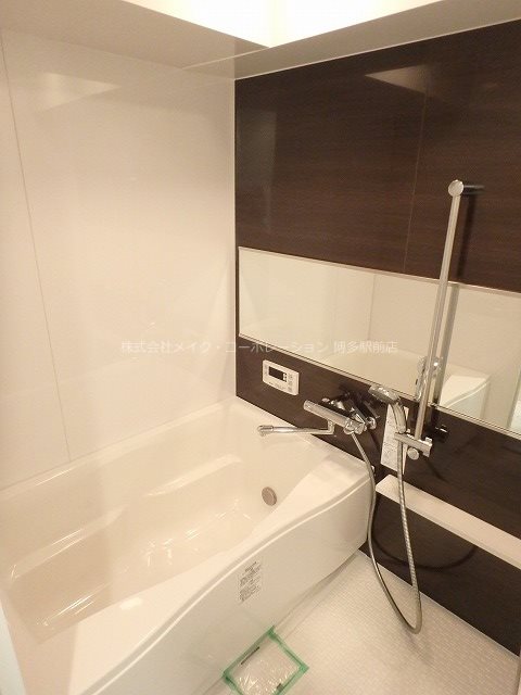 エンクレスト博多Belle 風呂画像