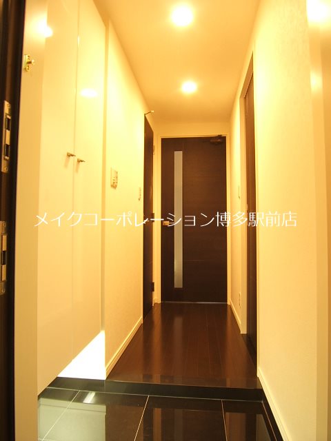 アクタス渡辺通パークシティ 玄関