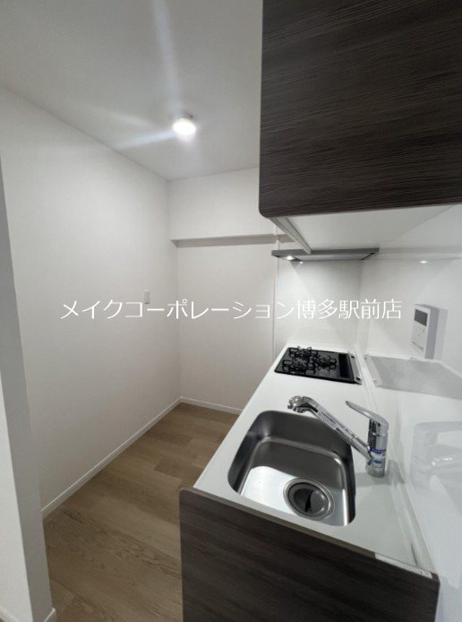 エステート・モア・天神AXIS(エステートモア天神アクシス)  キッチン
