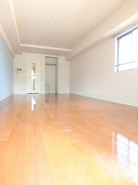 リビング サヴォイジ・アトリウム リビング