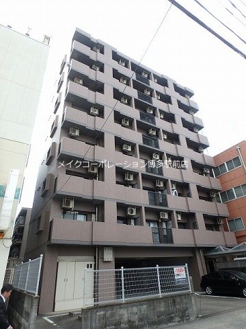 アド・ムーン博多 外観