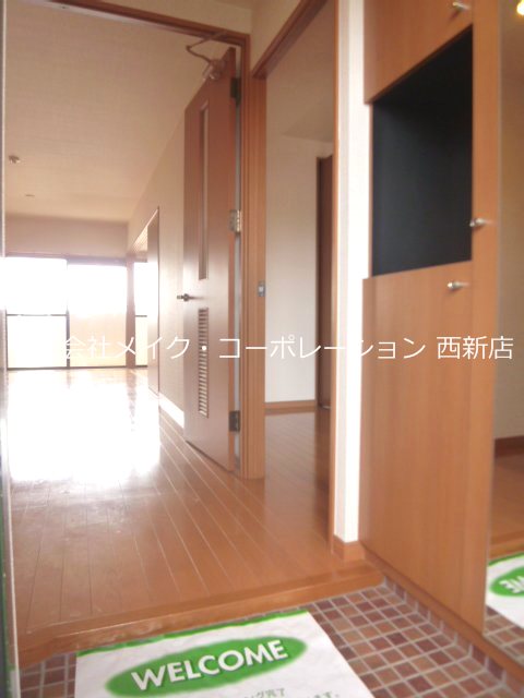 シャルドーネ石丸 玄関