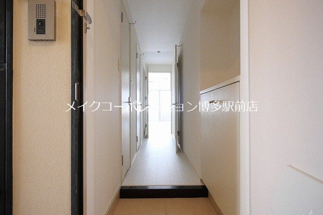 グランパーク天神 玄関