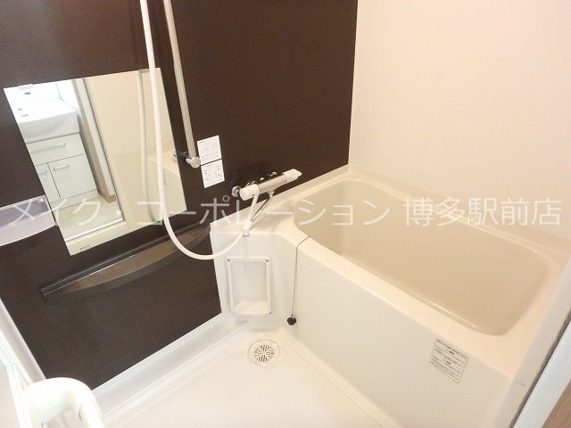 ロイヤル博多駅前 風呂画像