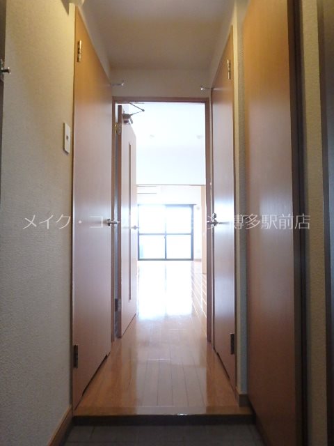 コンドミニアムステーションサイド博多 玄関