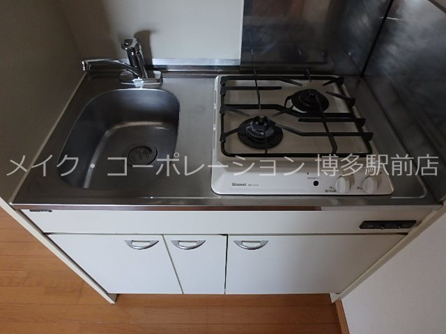 コンドミニアムステーションサイド博多 キッチン