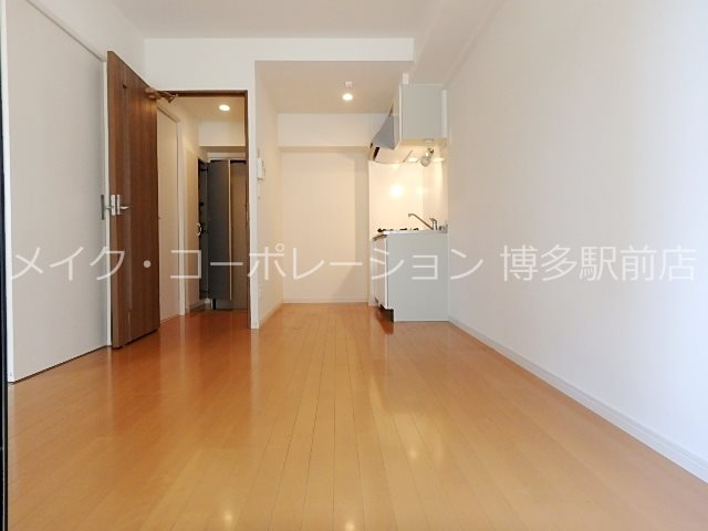 ビータ・コモダ博多 リビング