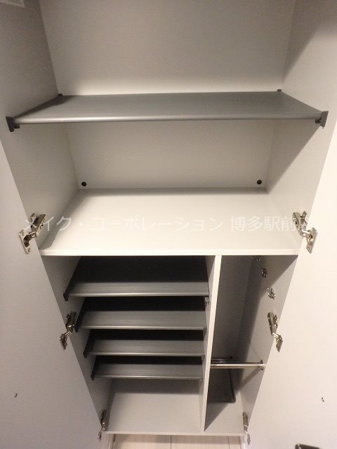 エンクレスト博多STYLE 玄関