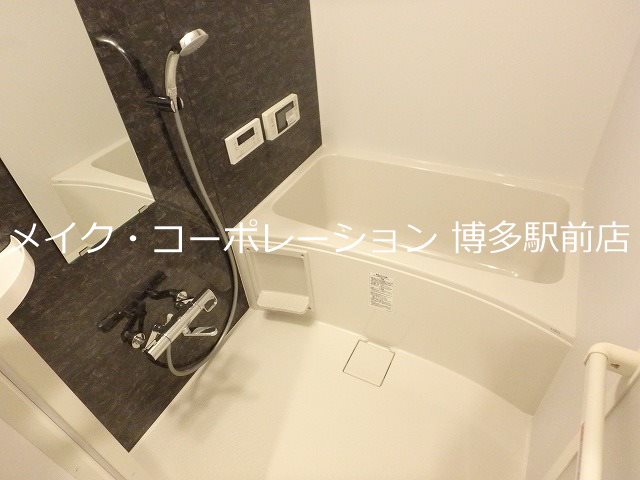 ソレイユルヴァン博多駅南 風呂画像