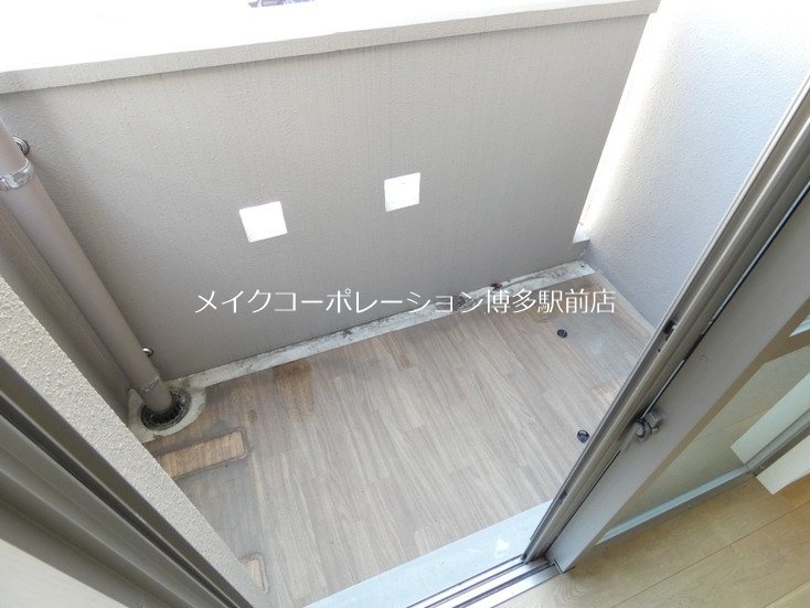 ロイズ大橋駅前 ベランダ