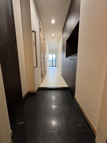 西新テングッドシティブリストル～ネット無料～ 玄関