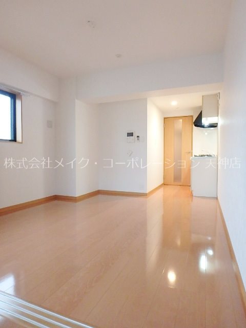 ウイング赤坂 リビング