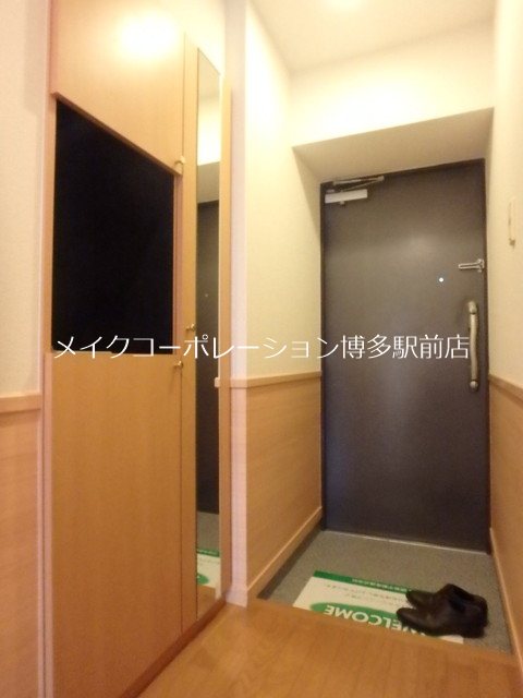 フォレスト離宮若久 玄関