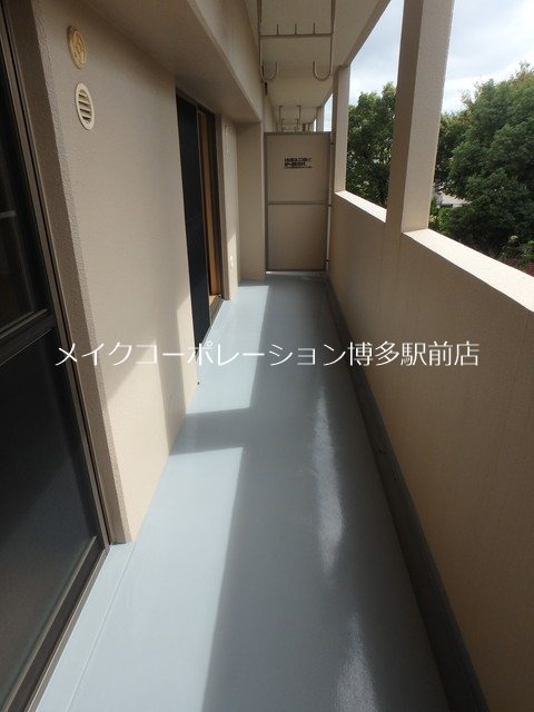 フォレスト離宮若久 ベランダ