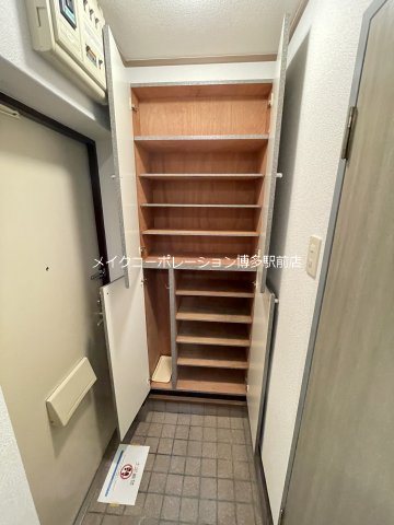 いわき6番館 玄関