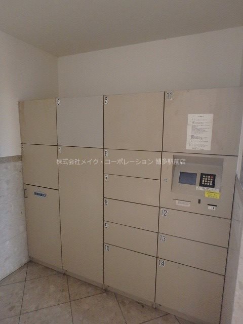 クレタ県庁前 その他6