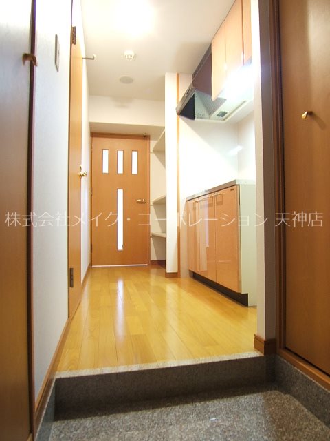 ピュアドームリージェント薬院 玄関