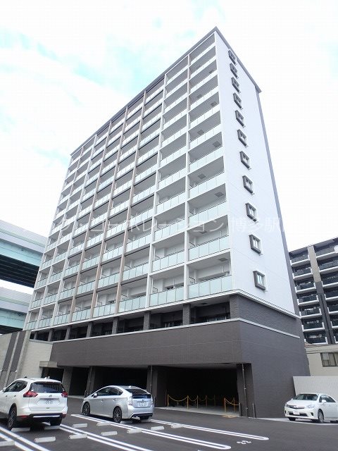 エンクレスト空港通り 外観