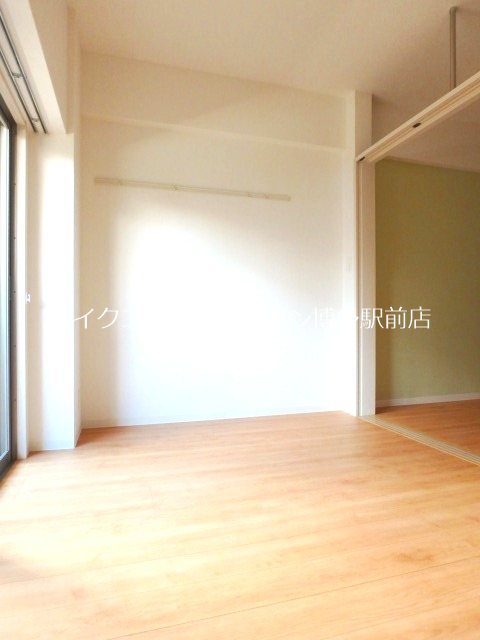 アーヴェンス吉塚 ベッドルーム