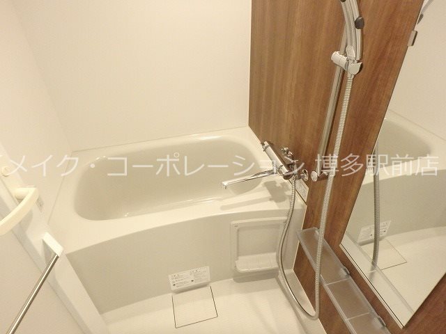 エンクレスト博多駅南STREET   風呂画像