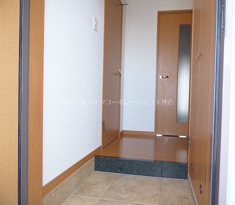 ピュアドームティアラ大手門  玄関