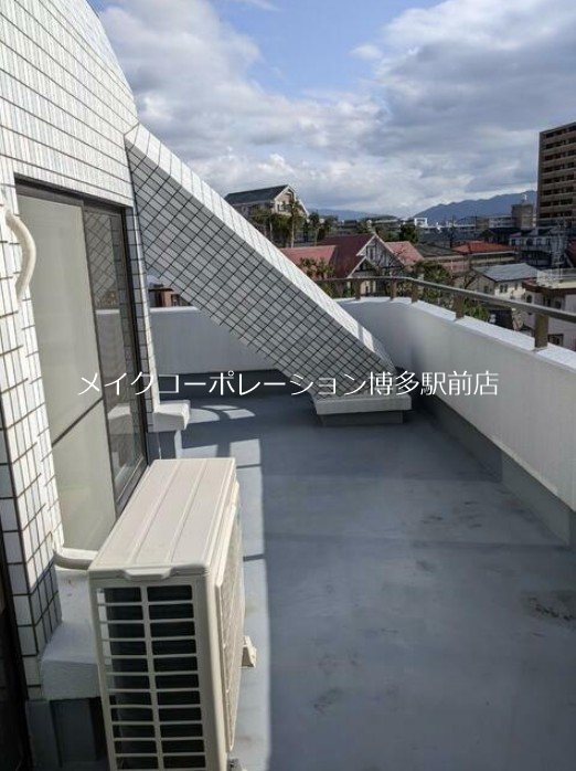 ライオンズマンション筑紫丘 ベランダ