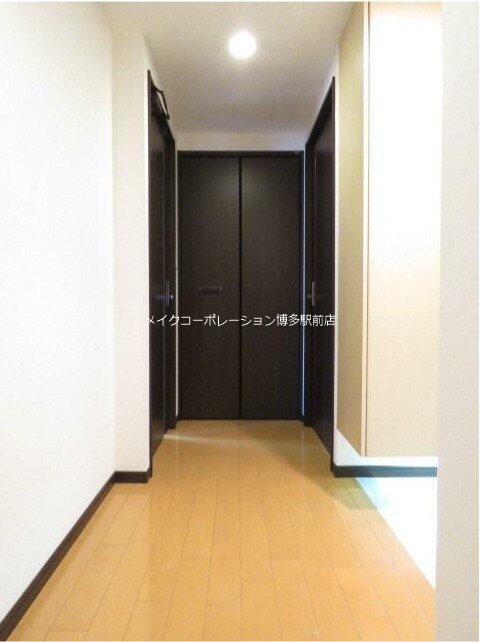 エイルマンション博多駅 玄関